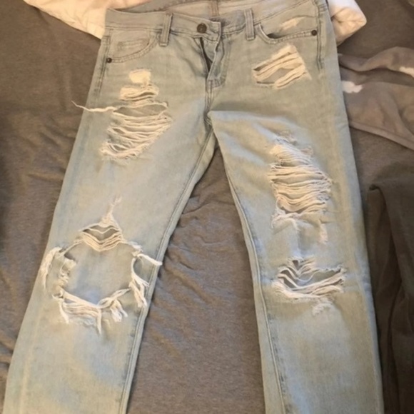 A&F Boyfriend Distressed Jeans - Picture 2 of 4